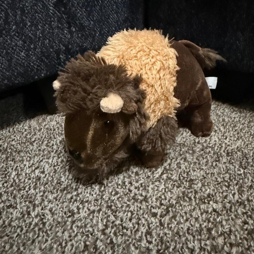 Wildlife Artists brown and beige bison plush toy